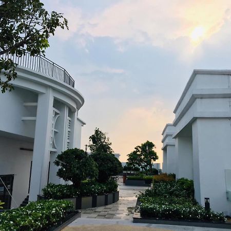 Gold Bee Dormitary Service Apartment Ho Chi Minh City Bagian luar foto