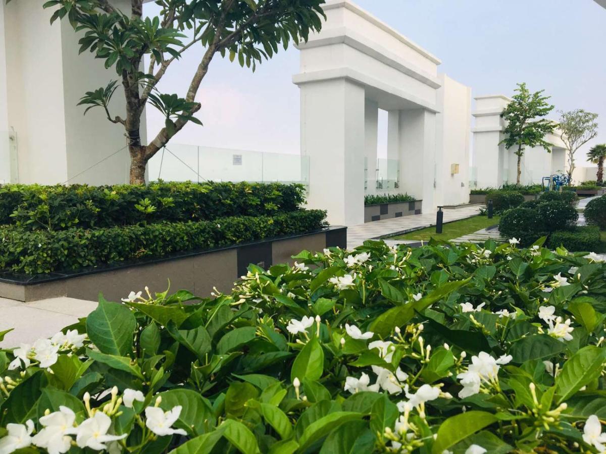 Gold Bee Dormitary Service Apartment Ho Chi Minh City Bagian luar foto