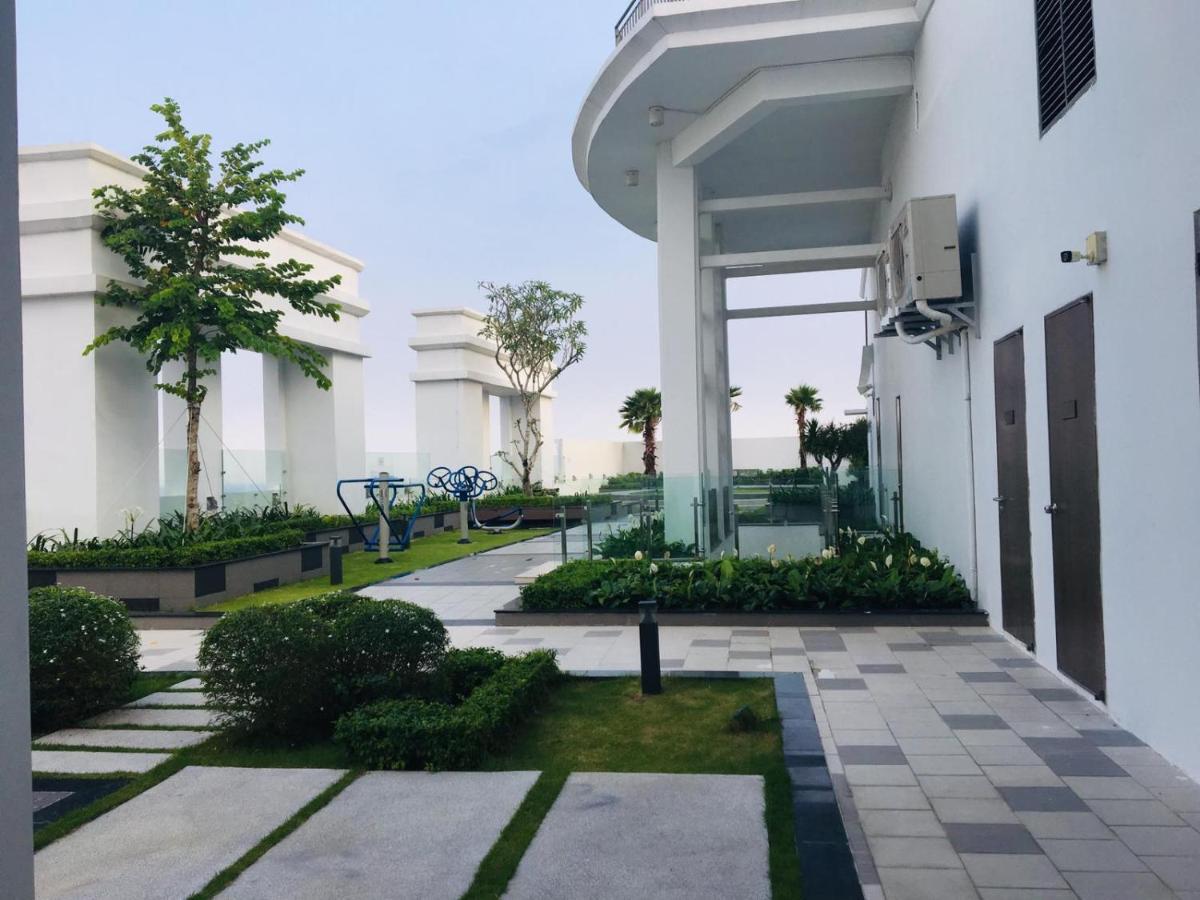Gold Bee Dormitary Service Apartment Ho Chi Minh City Bagian luar foto