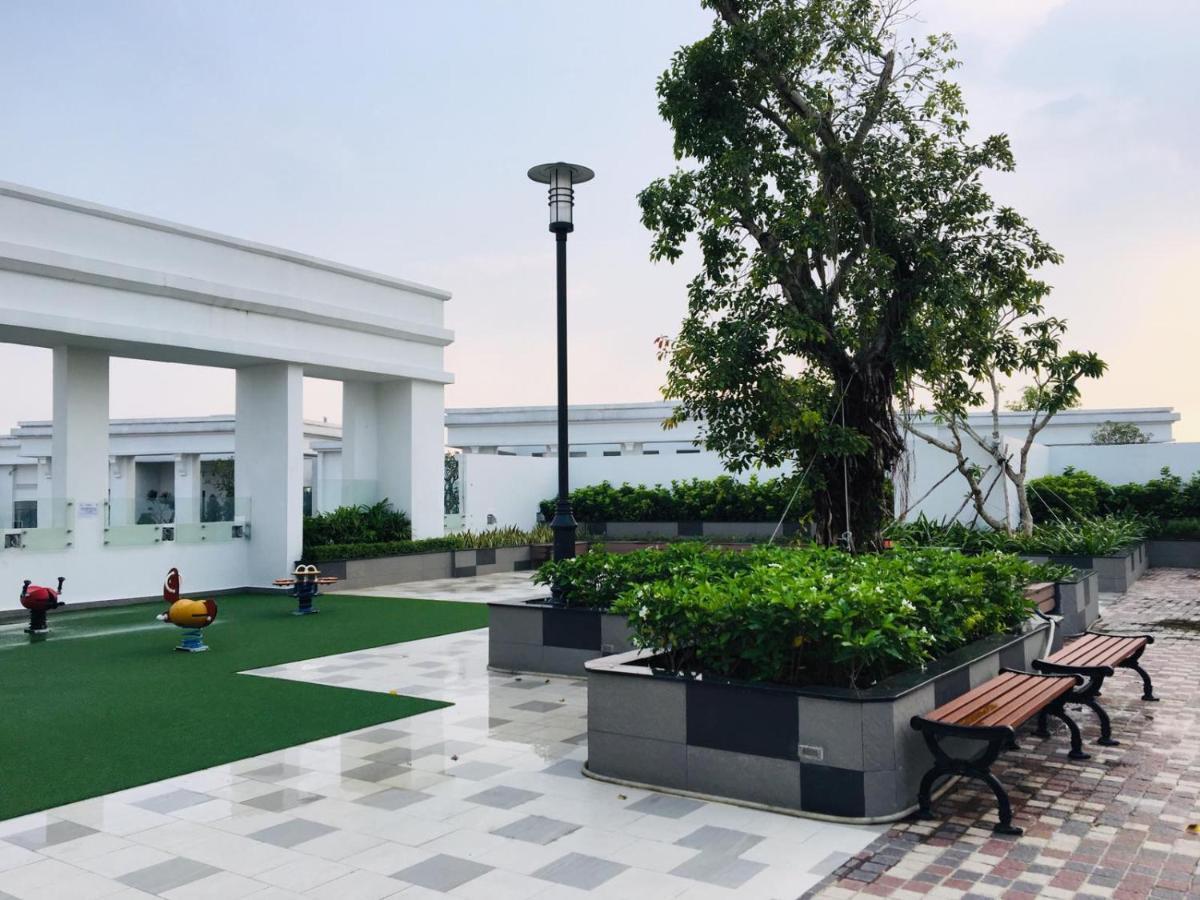 Gold Bee Dormitary Service Apartment Ho Chi Minh City Bagian luar foto